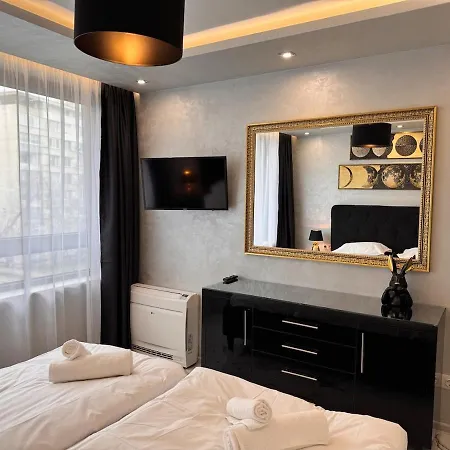 Luxury With Parking Just Steps From The In The Heart Of Burgas! Μπουργκάς
