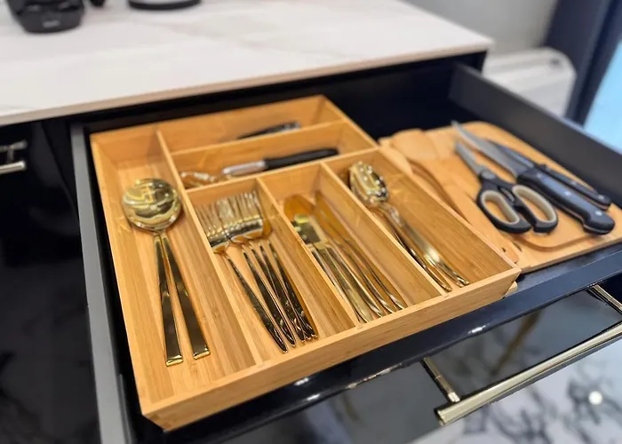 Luxury With Parking Just Steps From The In The Heart Of Burgas! * Burgas