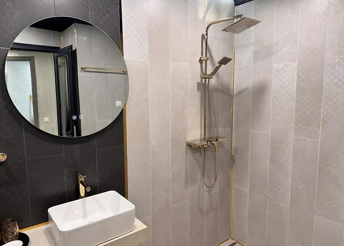 Luxury With Parking Just Steps From The In The Heart Of Burgas! Apartament *