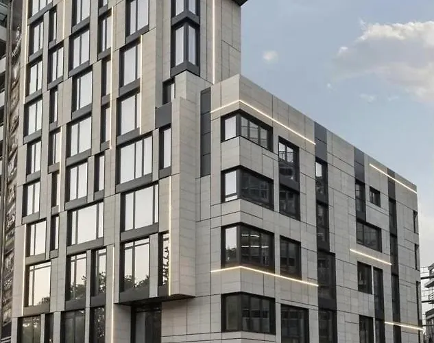 Apartament Luxury With Parking Just Steps From The In The Heart Of Burgas!