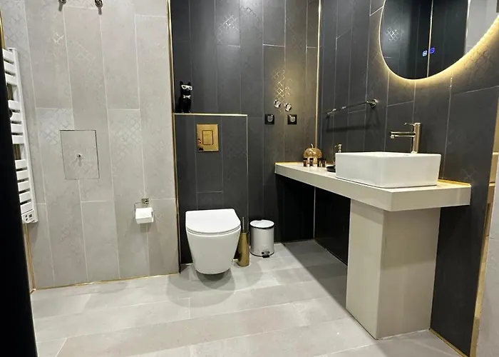 Luxury With Parking Just Steps From The In The Heart Of Burgas! * Burgas